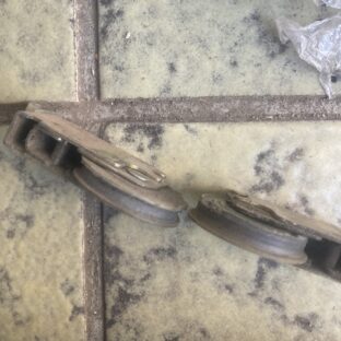 サッシ、戸車工事